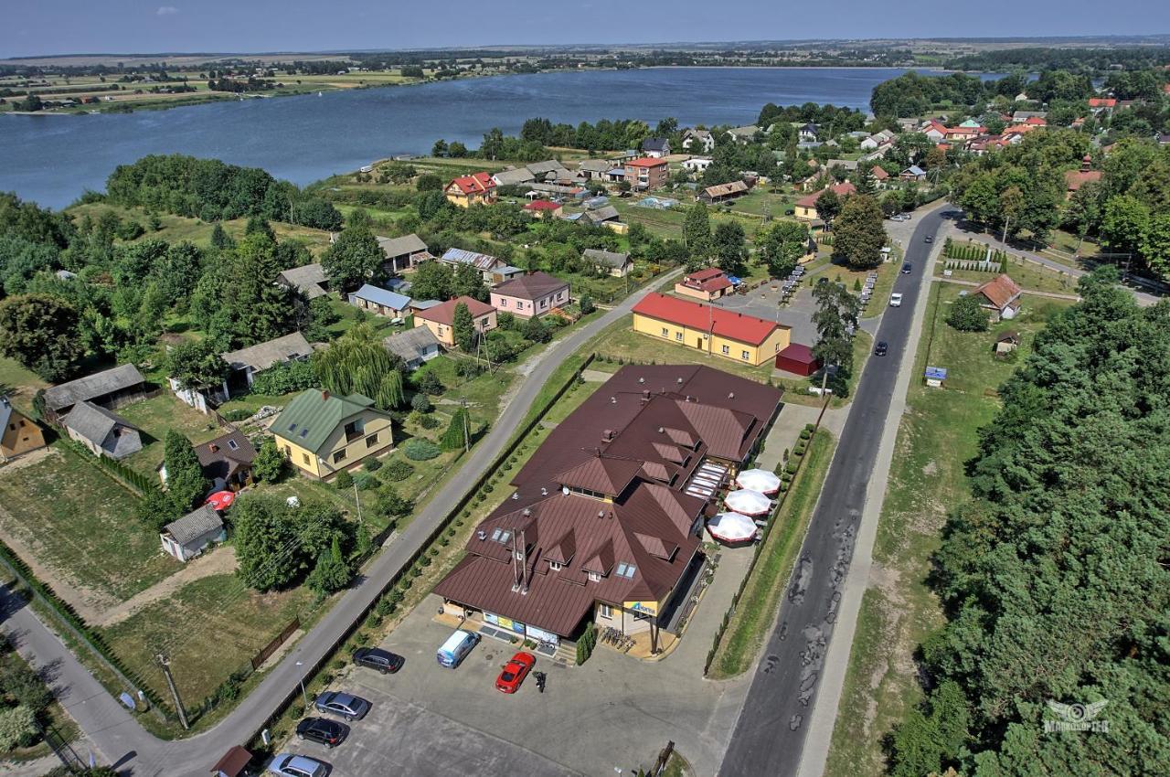 Hotel Marina Nielisz Eksteriør billede