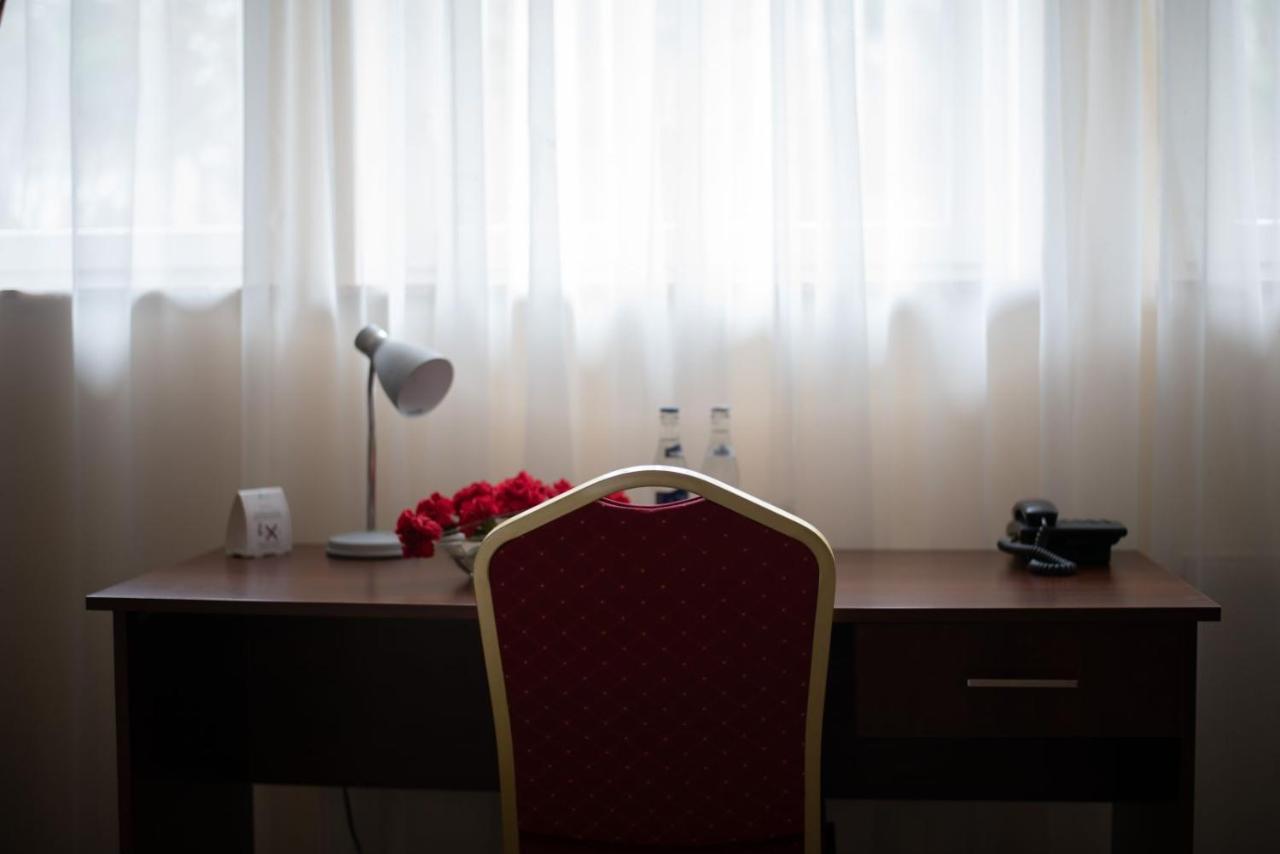 Hotel Marina Nielisz Eksteriør billede